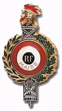 法国人与熊猫的关系,法国人和英国人有亲缘关系吗