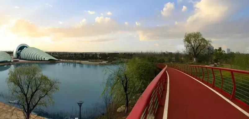 武汉一路向前,武汉一路向北江汉路