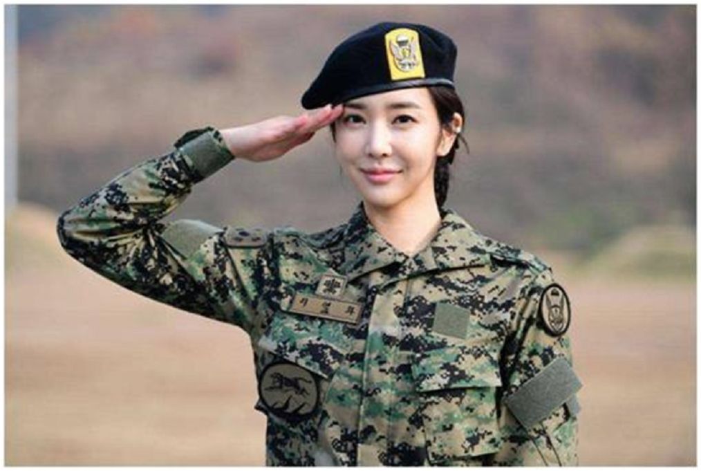 韩部队手榴弹爆炸事故,一颗手榴弹炸死了多少军人