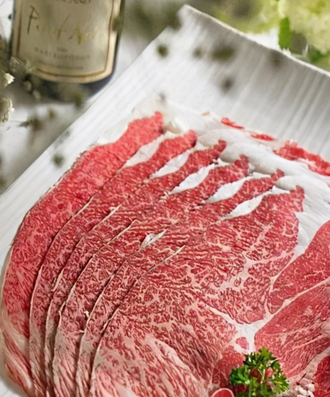 奶牛和肉牛是牛的不同品种吗,肉牛和奶牛肉区别