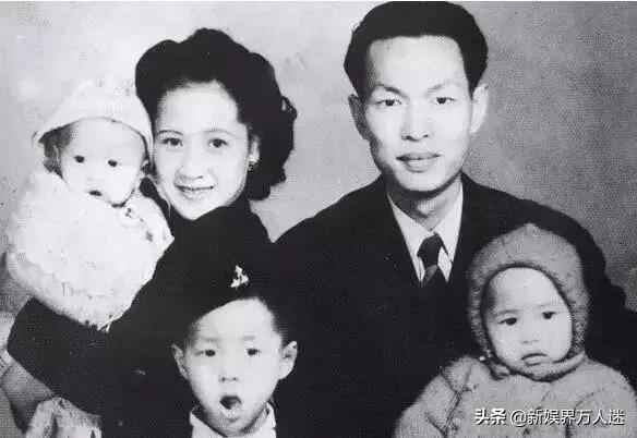 这才是现实中的女王！亚洲*星艳**退圈搞卫星，曾让千个男人拜倒裙下