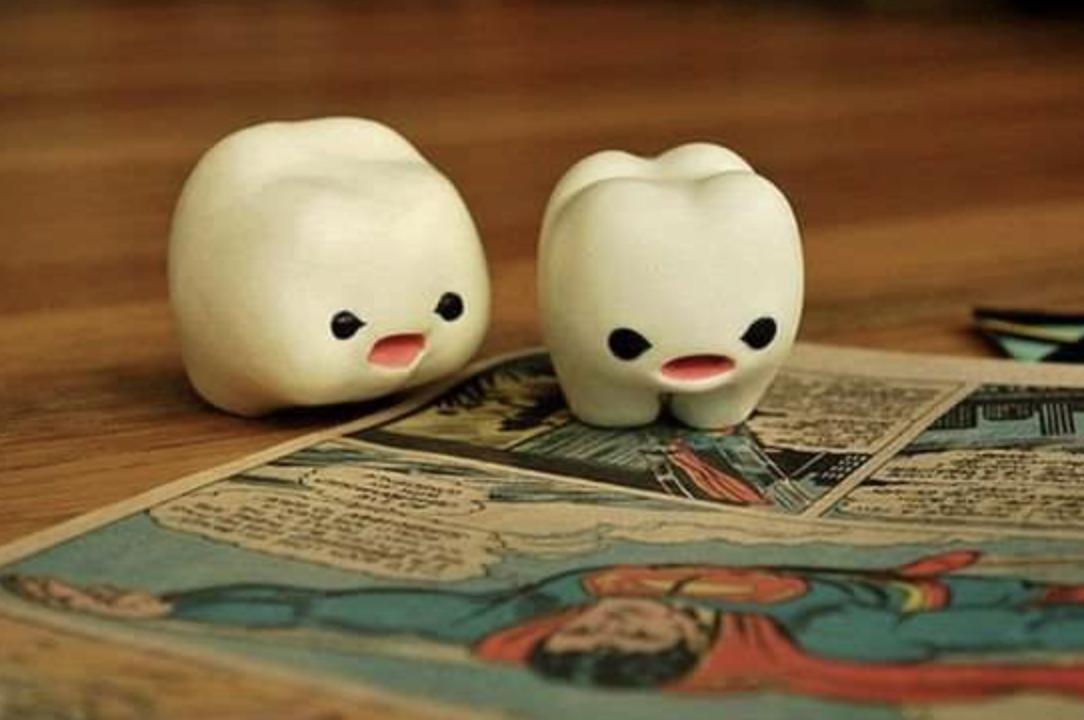 乳牙换牙年龄顺序图动画,上下各12颗乳牙换牙顺序图