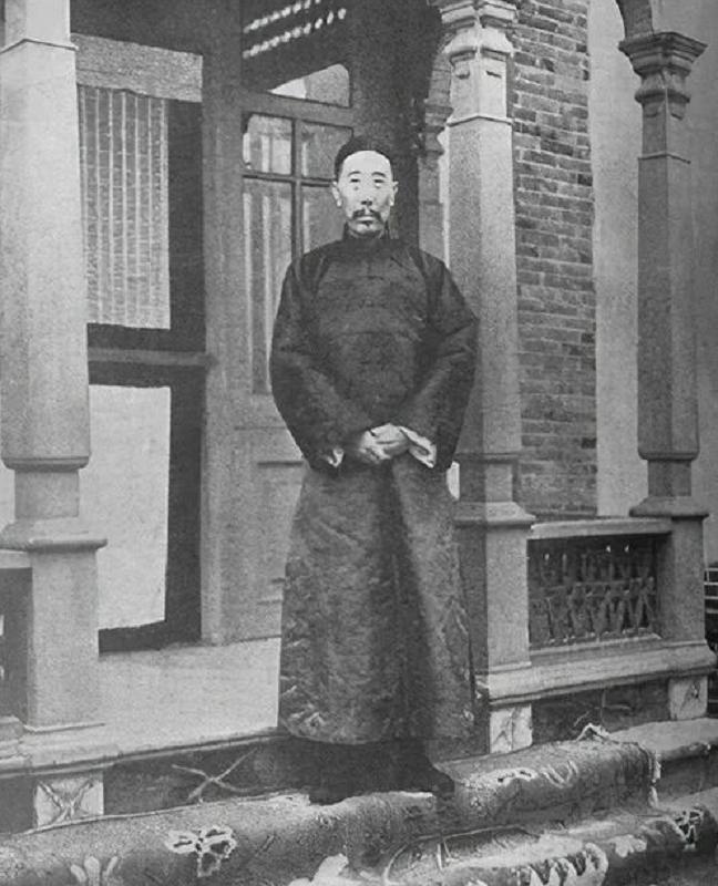 51年,杀害毛*民泽**的刽子手李英奇枪决前喊冤:都是盛世才逼我干的