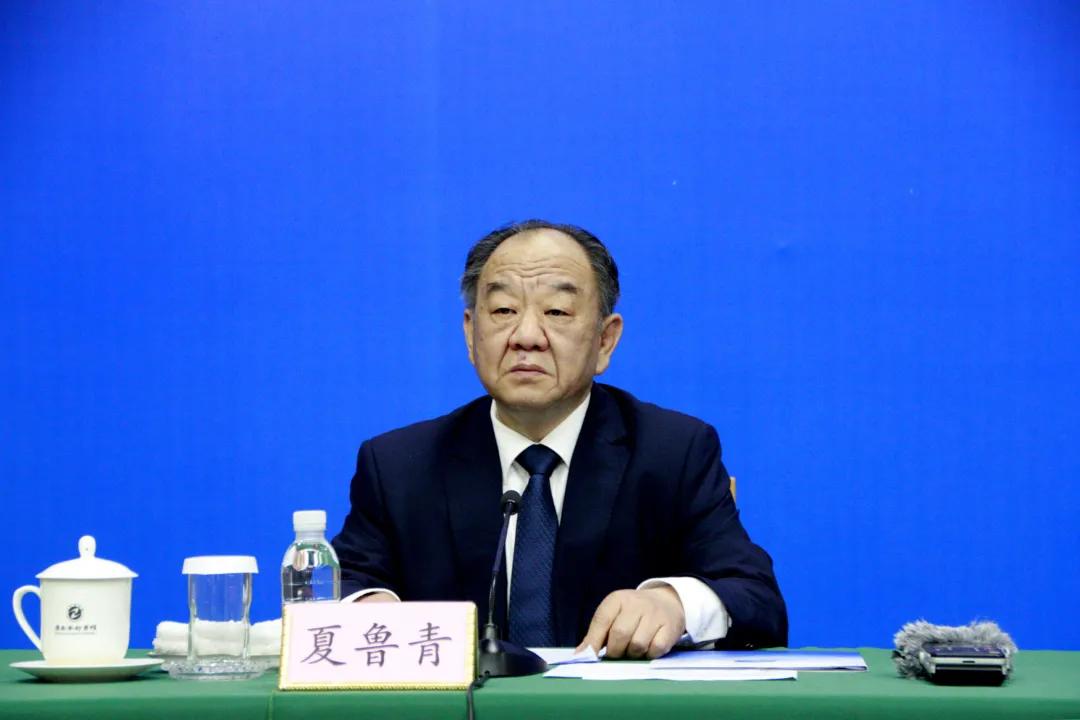 深度采访创业故事,记者采访创业故事素材