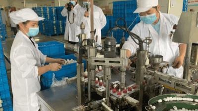 眼线笔5块9，口红4块9……现在外贸工厂的路子都这么野吗？