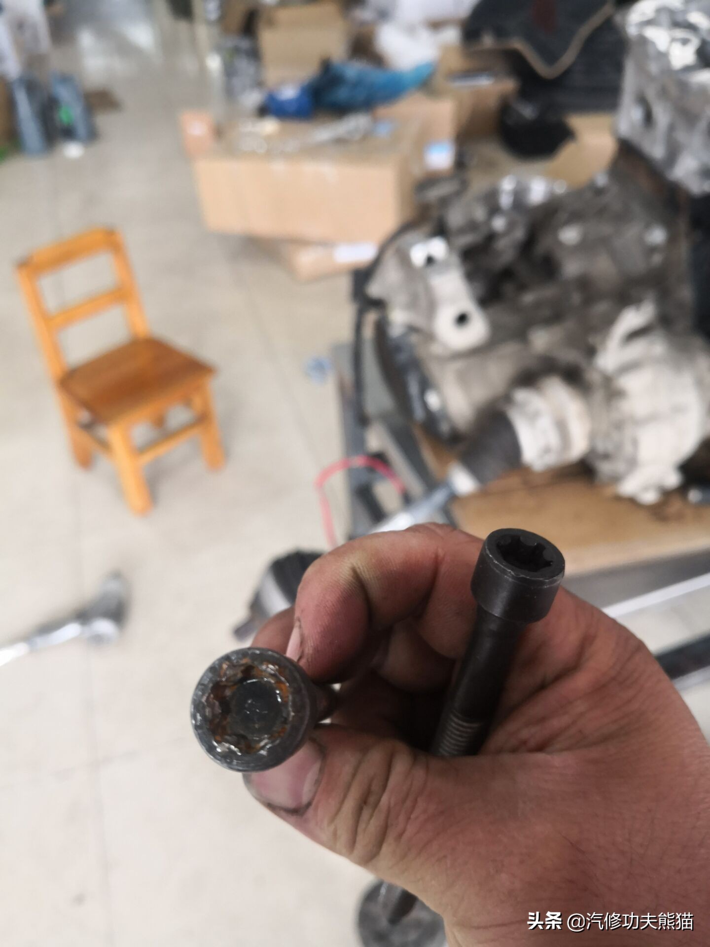 10年斯柯达昊锐1.8t烧机油怎么整,斯柯达昊锐烧机油500公里烧一升