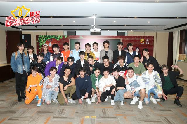 江南帅哥温柔*击狙**你心！“狐友国民校草”大赛杭州站海选进行时