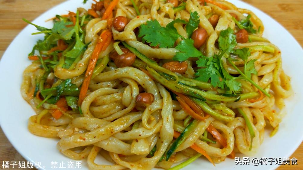 面条我从来不买，教你秘制新做法，一根面煮一锅，连吃10天也不腻