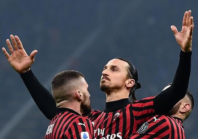 3球1助攻！38岁伊布再次征服意甲米兰主动递上续约合同