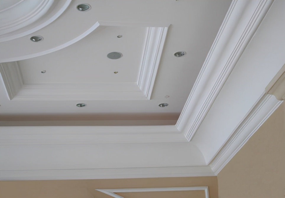 天花板漏水查找原因处理如何收费,天花板漏水怎么找源头