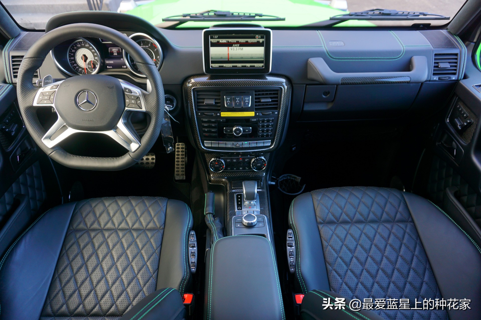 奔驰大g1994老款,奔驰大g有几款车型和价格