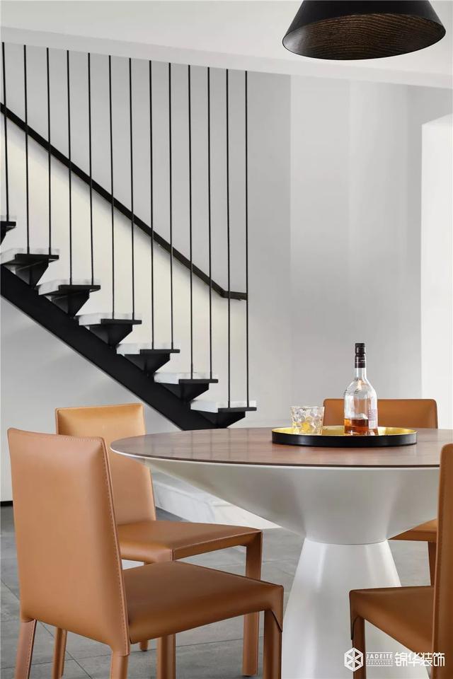 【锦华装饰装修实景案例】听说，极简风和单身音乐人更配哦！