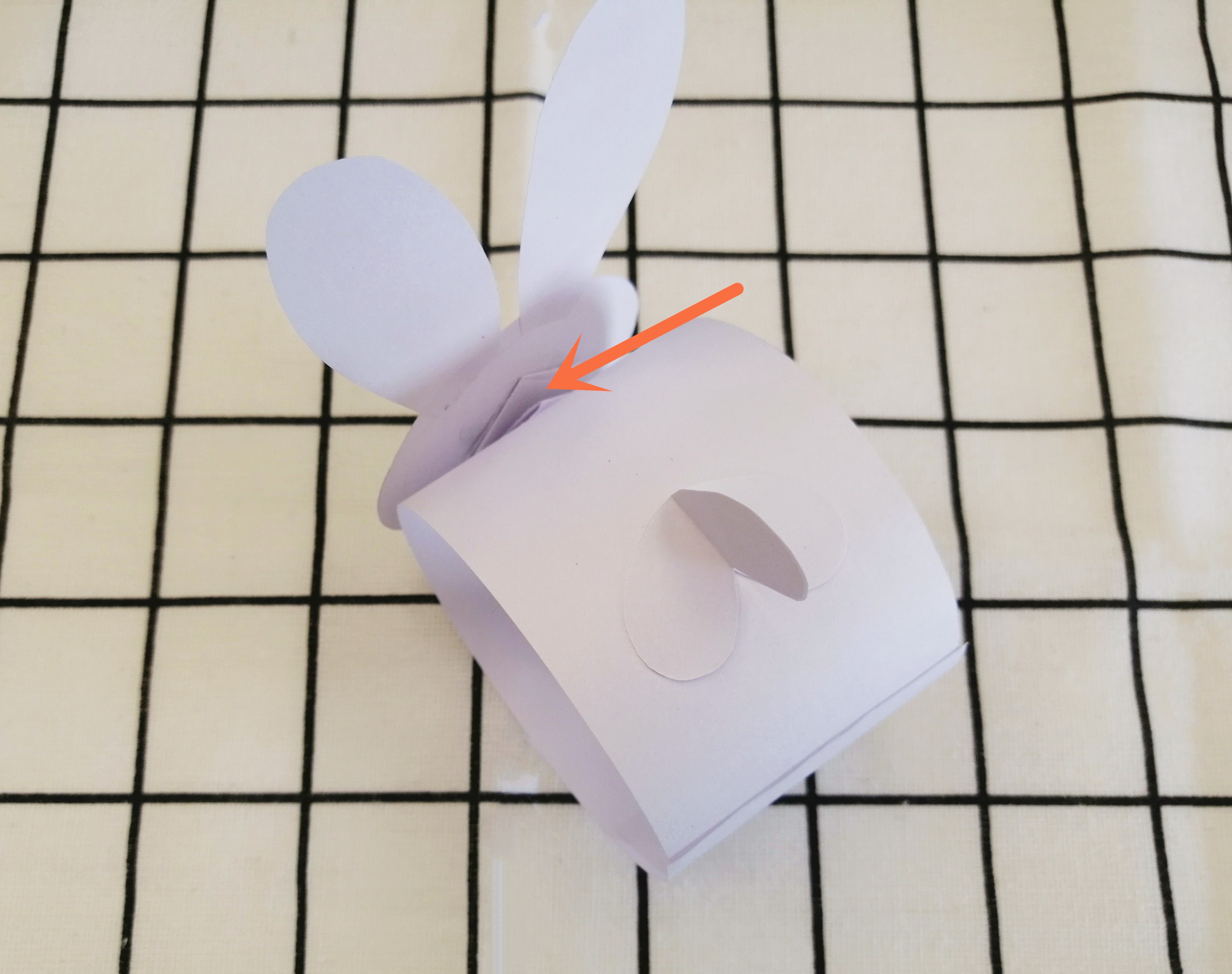 小白兔灯笼教程,怎样才能做可爱的小兔兔灯笼