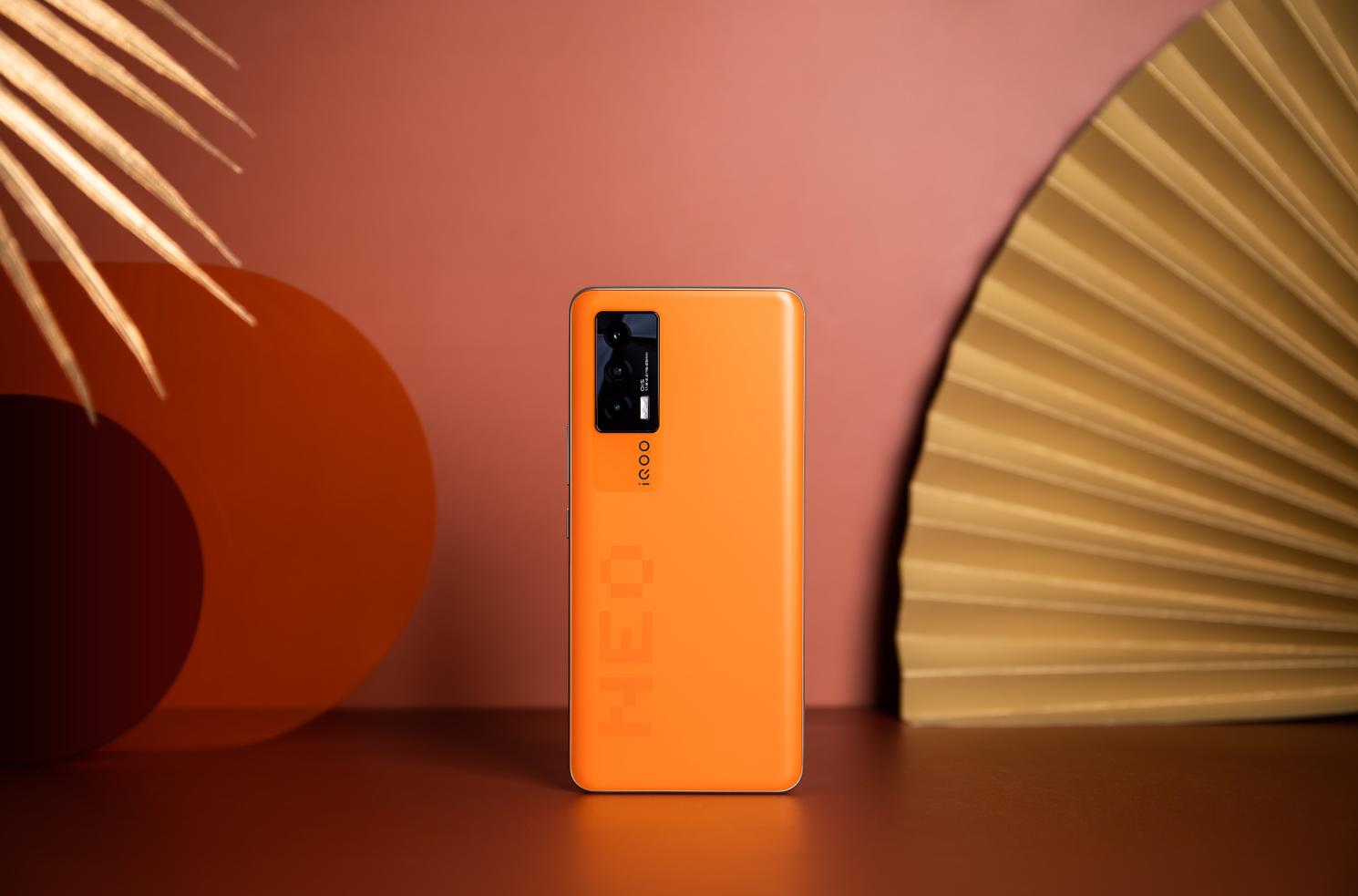 目前最值得入手的三款千元机,八月值得买的两千元左右手机