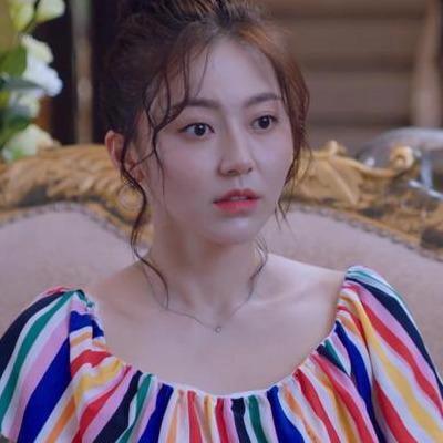 杨幂三朵金花图,杨幂旗下五朵金花古装造型