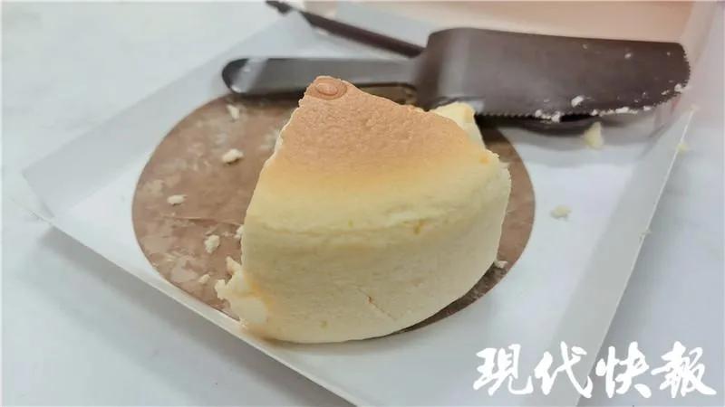 南京一网红店，“黄牛”雇人排队代购！有大妈一天排7次……