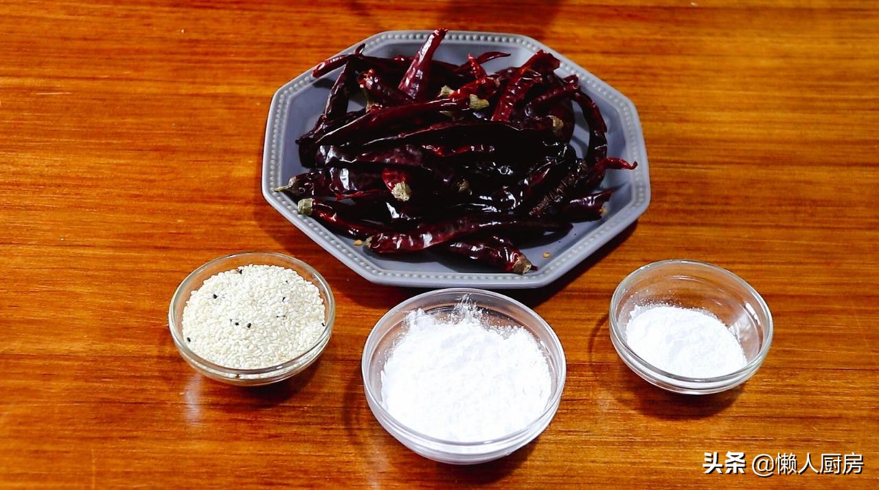 辣椒酱做法小红辣椒,红辣椒酱做法不用油