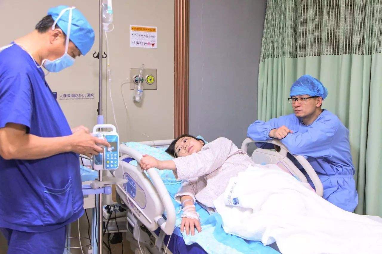 剖腹产后回病房会被看光吗,剖腹产后观察多久可以回病房