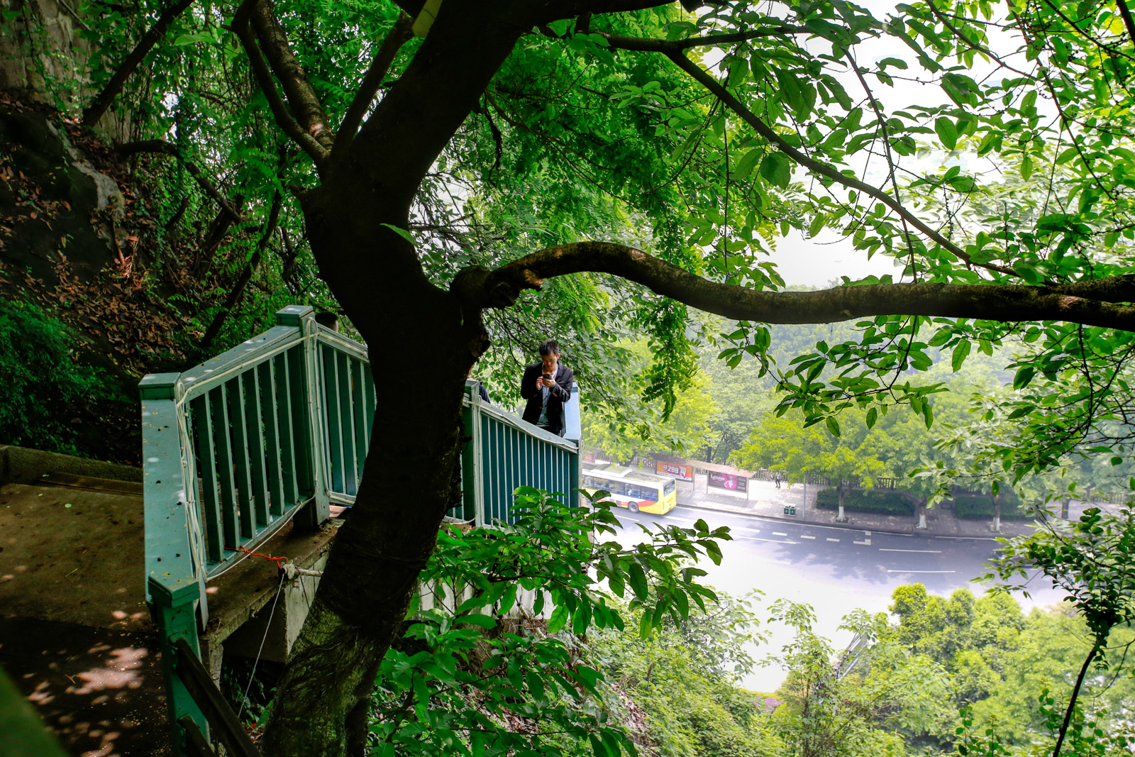 解放碑有什么好玩的,重庆一日游鹅岭解放碑