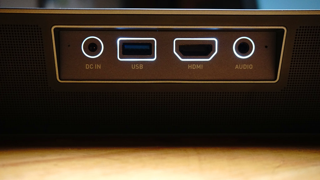 客厅用投影仪代替电视机好不好,客厅电视机和投影仪