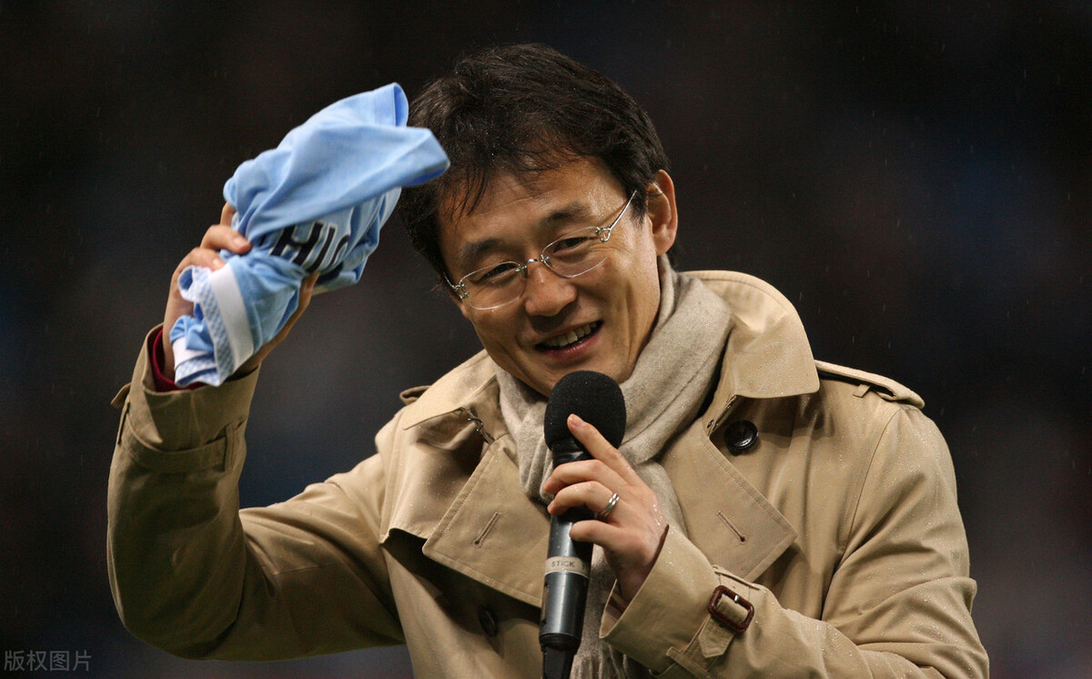 曼城球员送中秋祝福,曼城每年给孙继海发祝福