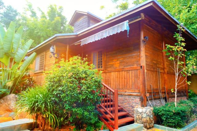 汕尾莲花山温泉度假村,广东汕尾莲花山龙须温泉