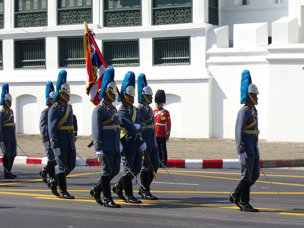 泰国王室的“彩虹卫队”,距今160多年历史,是一道靓丽风景线