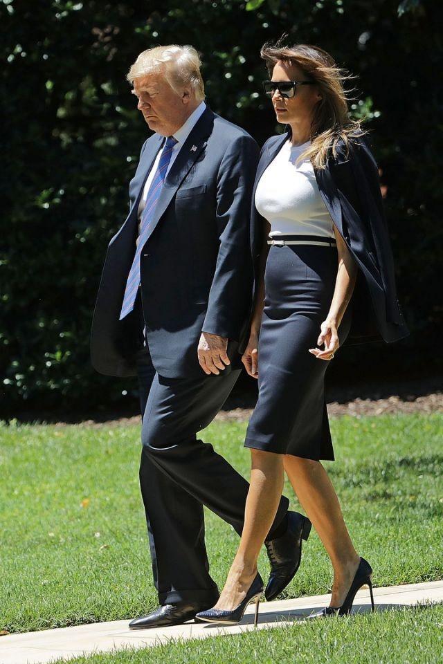 梅拉尼娅绿裙子,梅拉尼娅穿露肩装