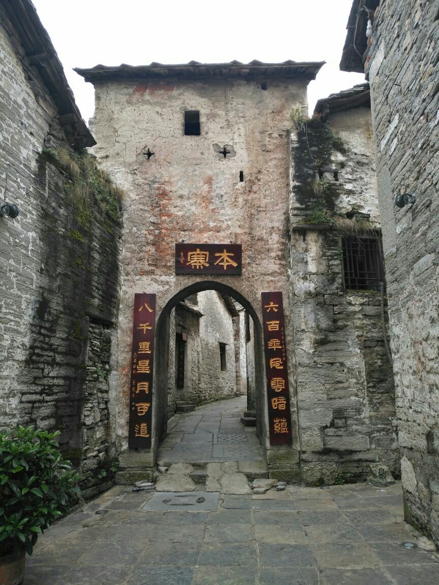 安顺黄果树瀑布有什么玩的,安顺黄果树周边有什么好玩的