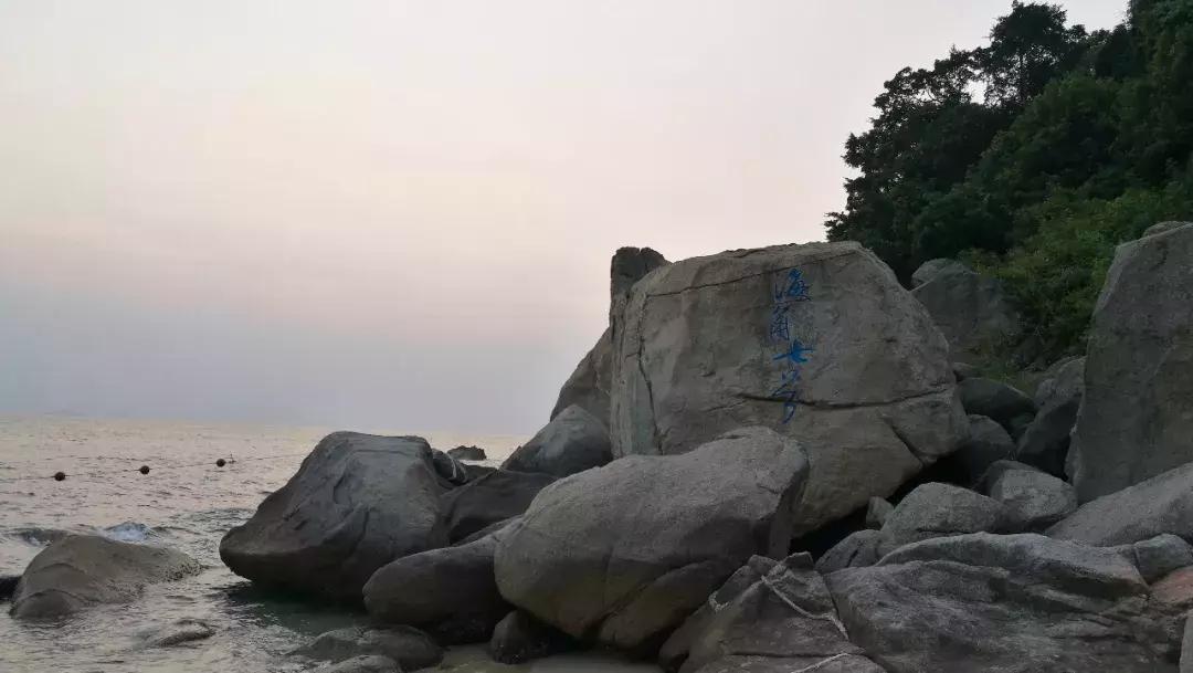 日照免费海滩推荐十一,十一去哪里玩人少风景还好