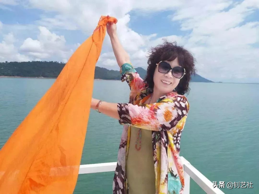 中国大妈式旅游拍照,中国大妈拍照十大姿势