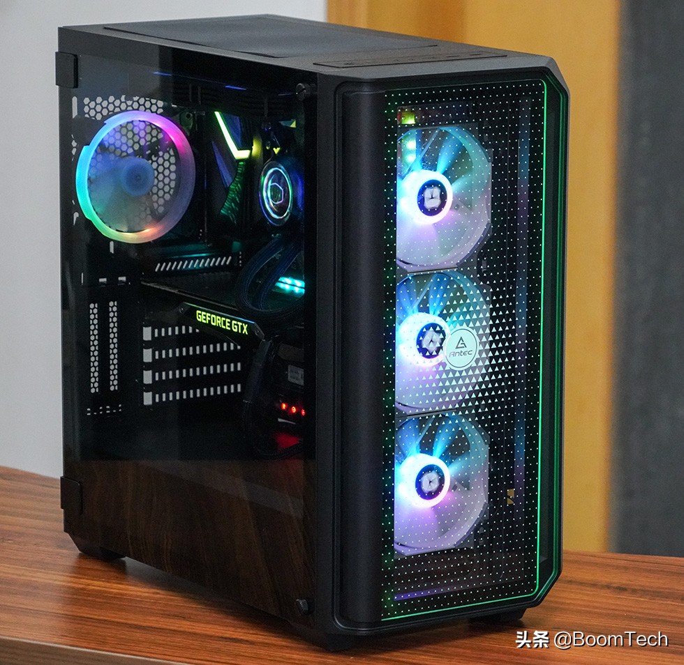 不对称设计点缀安钛克NX1000机箱体验