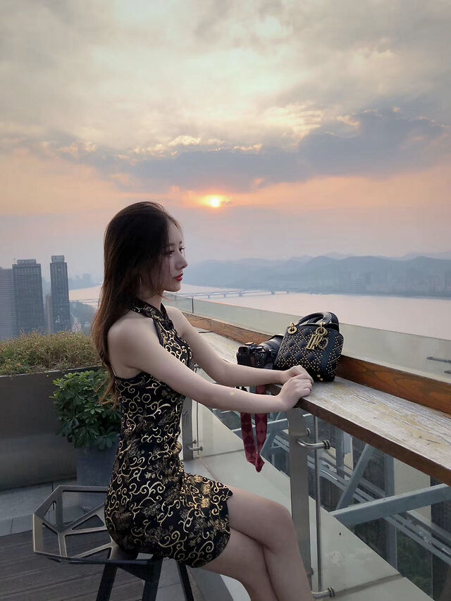 晨鸢互娱时尚达人“薄冰”让你知道时尚没有终点站,苏喂苏喂起来