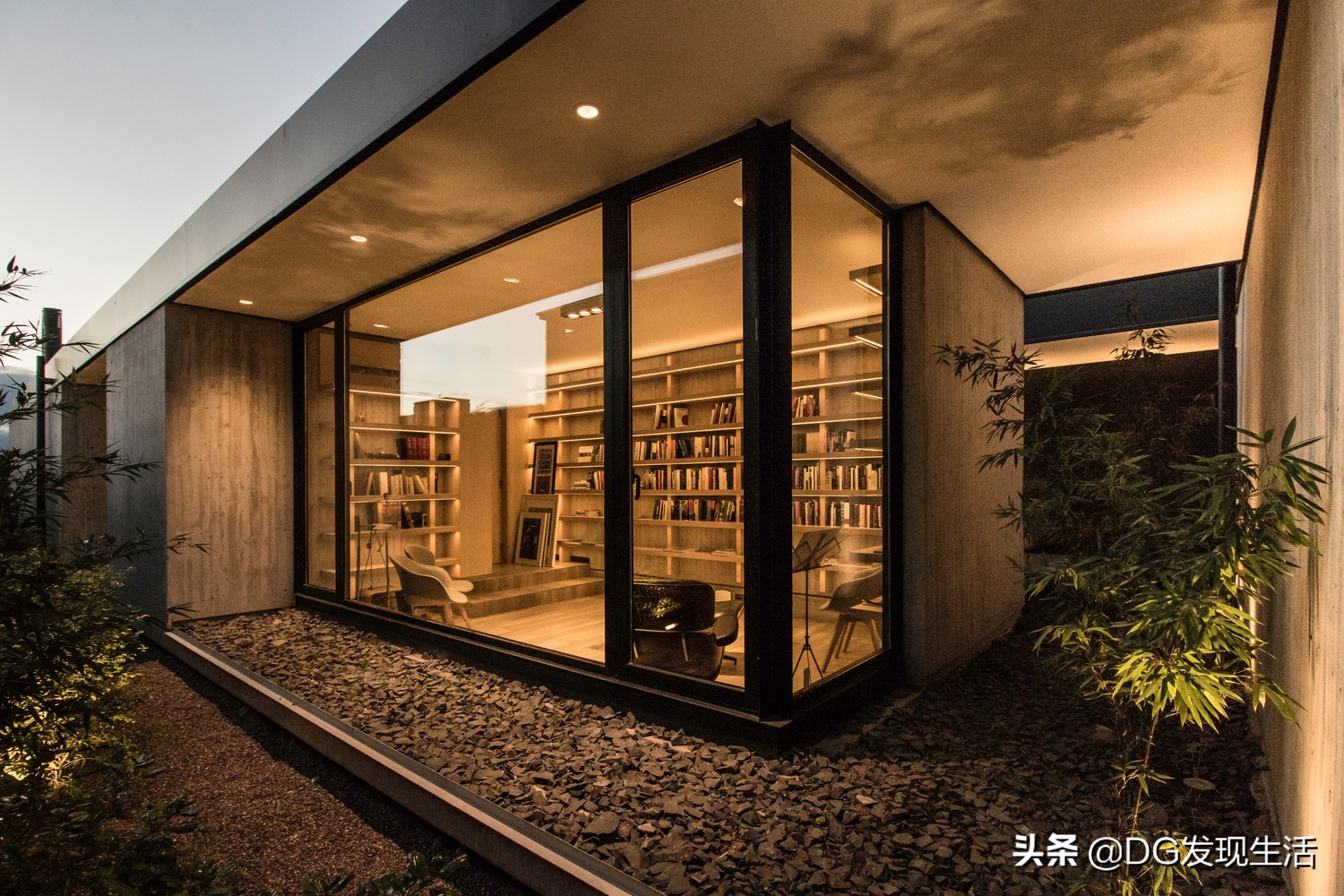 230平米4室2厅现代轻奢装修,105平现代简约之家