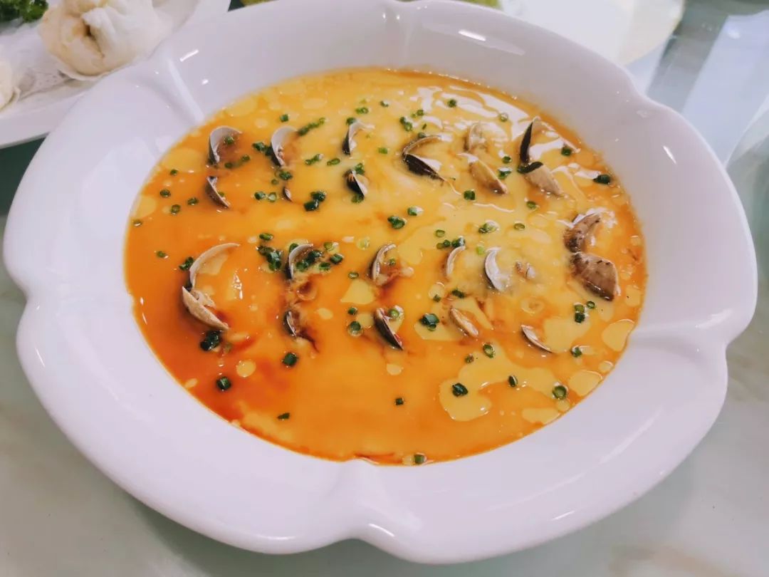 众多美味等你来吃,还等什么!仅88元抢贵阳潮汇利源海鲜酒楼套餐