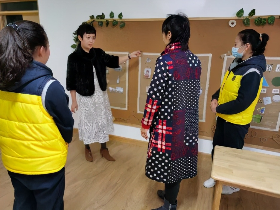 园所新闻｜欢迎北大公学幼儿园王欣园长莅临康城幼儿园进行督导