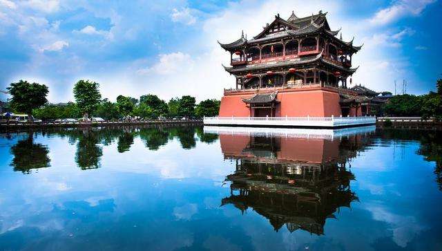 论述秦皇汉武,秦皇汉武略输文采全文谁写的