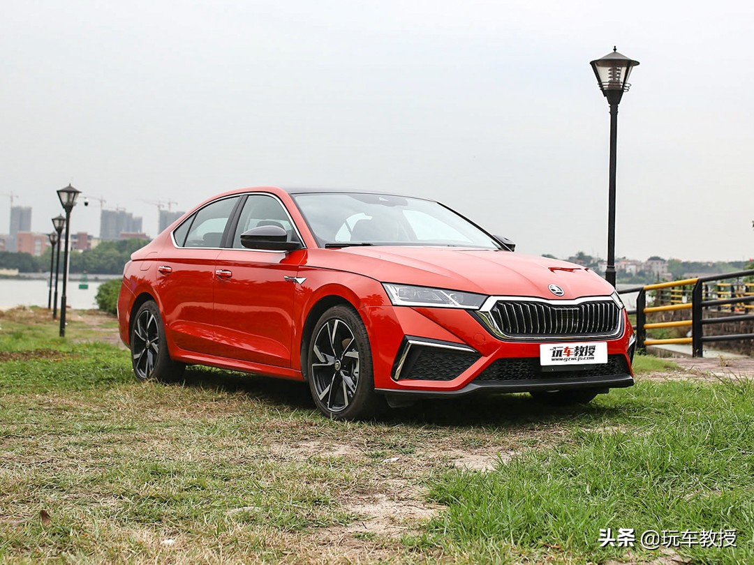 斯柯达明锐pro和天籁2.0选择哪个,2022款全新明锐pro上市了吗