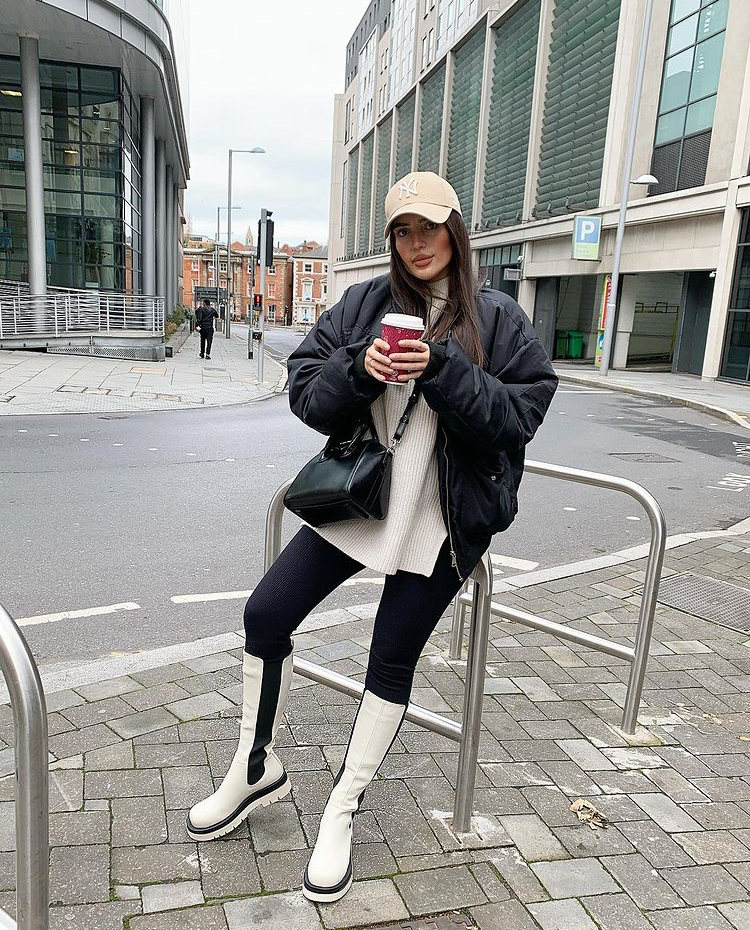 鲨鱼裤羽绒服穿法,今年最火的鲨鱼裤穿搭图片