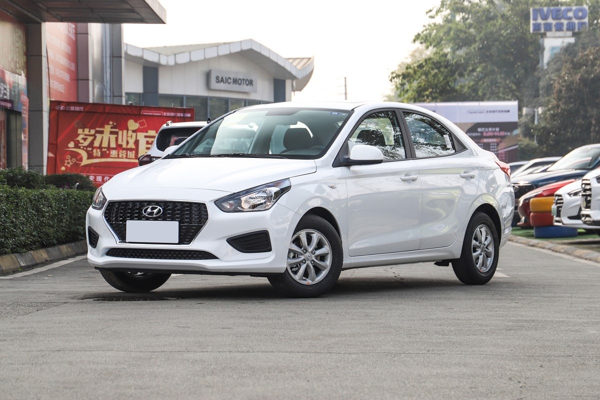 年轻人买什么车型最实用耐用安全,月薪三千买什么车最好