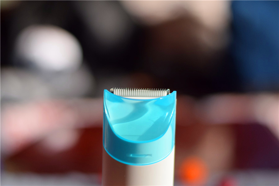 智感电动理发器操作视频,托尼电动理发器使用视频