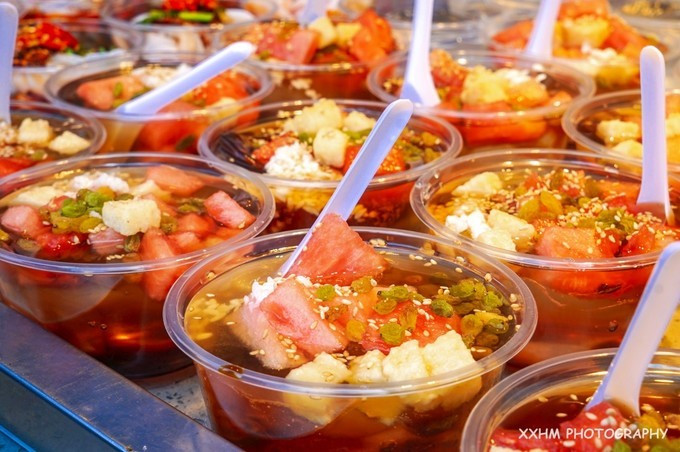 成都本地人去的最好吃的美食,中国姑娘吃成都美食