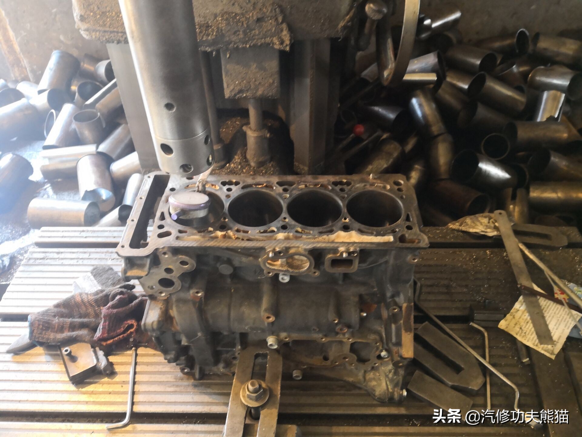 途观1.8t发动机烧机油维修多少钱,途观1.8t烧机油彻底解决