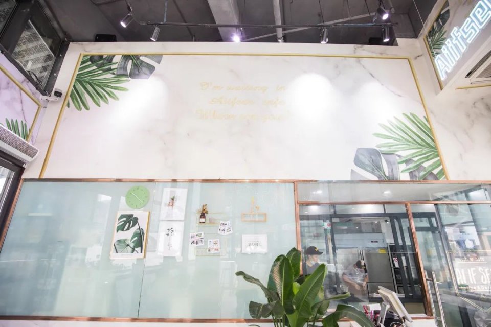 618攻略来了，酥皮流心泡芙、豆乳波波奶盖卷…一卖就是7年