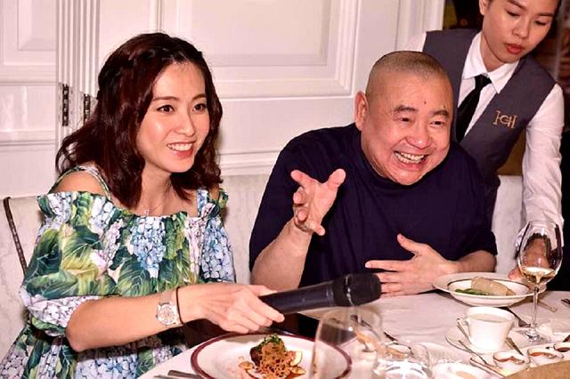 郑秀文和钟楚红同框合影,郑秀文钟楚红为啥成闺蜜