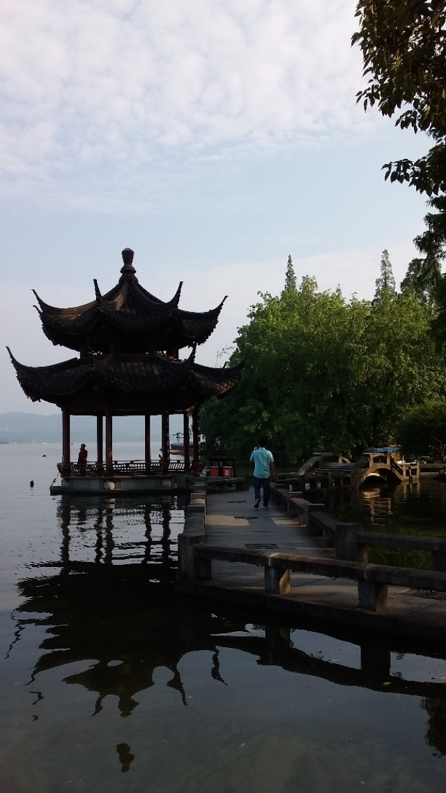 第二批西湖风景名胜区,杭州西湖的风景美如画