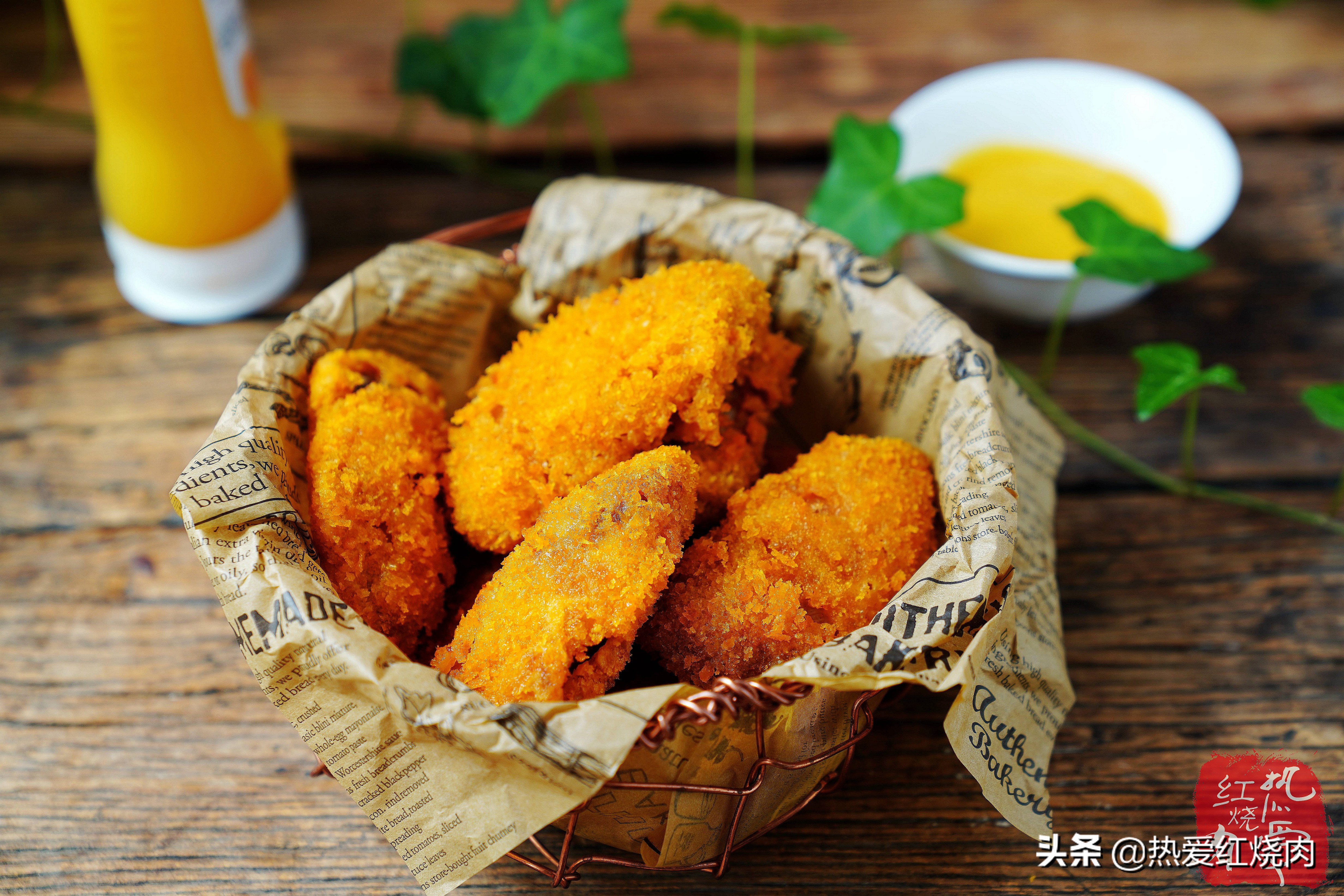 鸡翅最好吃的做法入口酥脆,鸡翅要怎么炸才好吃又有营养