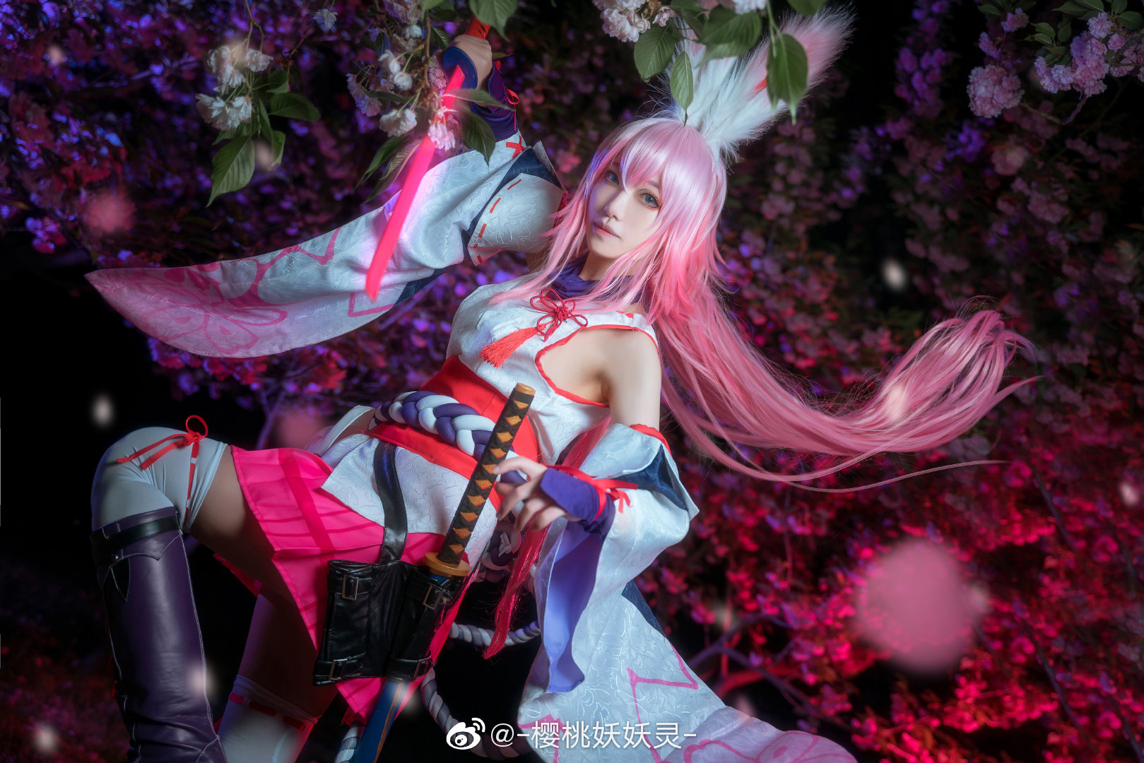 崩坏三八重樱cosplay女生,崩坏八重樱介绍