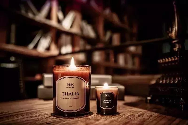 亲爱的,这个圣诞别再送我巧克力了好吗?