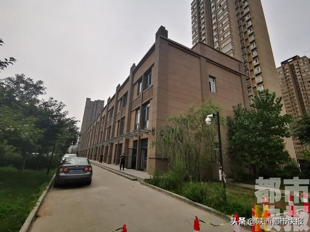 西安曲江小学学生家长,西安曲江二小入学条件